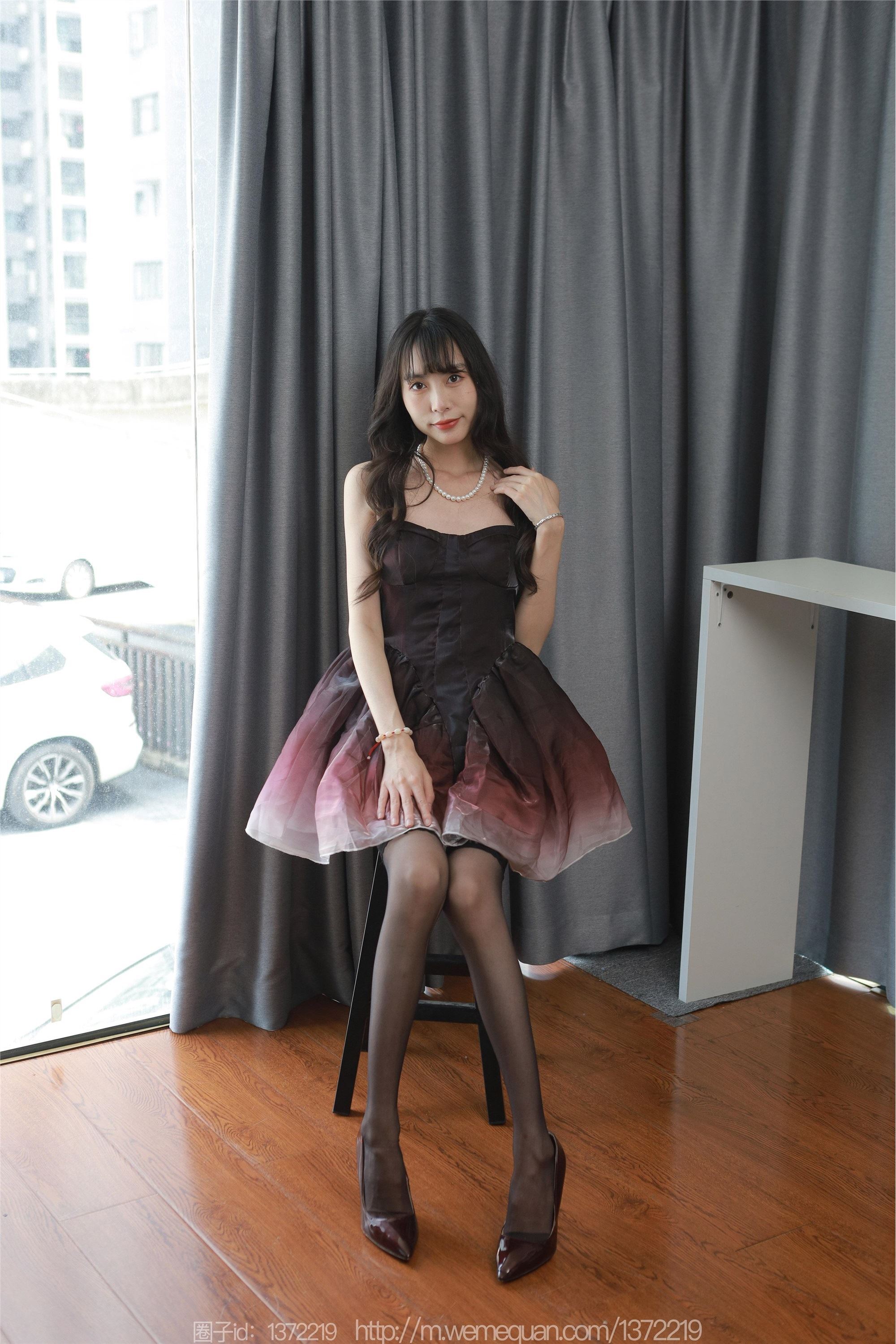 IESS异思趣向  2023.04.30 丝享家 1437 团团 《黑色吊带袜》